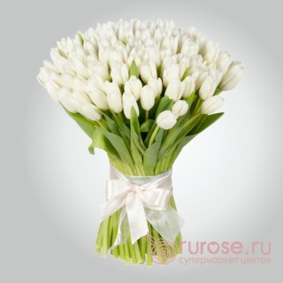 Букет из 55 тюльпанов "Белое море"